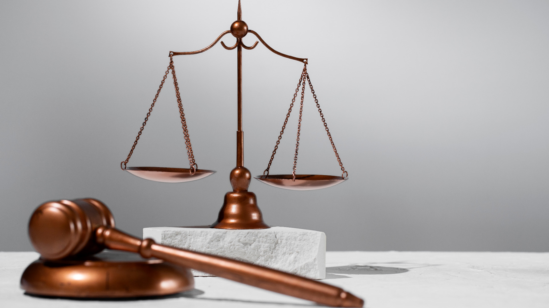 Суд в Брянской области оставил иностранца в Центре временного содержания