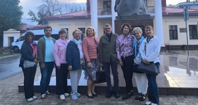 Директор музея Тютчева обсудила в Луганске популяризацию наследия классиков